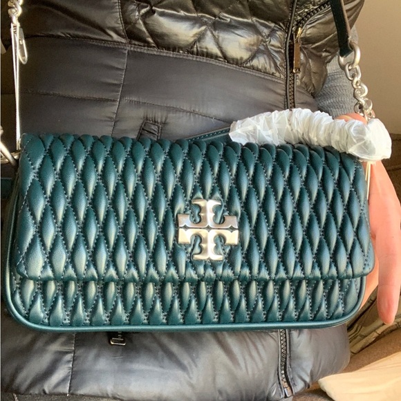 SOLD⛔️Authentic TORY BURCH Quilted Leather logo magnetic flap satchel/shoulder - Picture 8 of 16